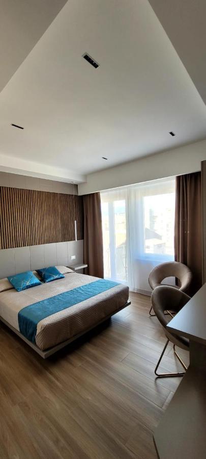 Th Luxury Central كاتانيا المظهر الخارجي الصورة